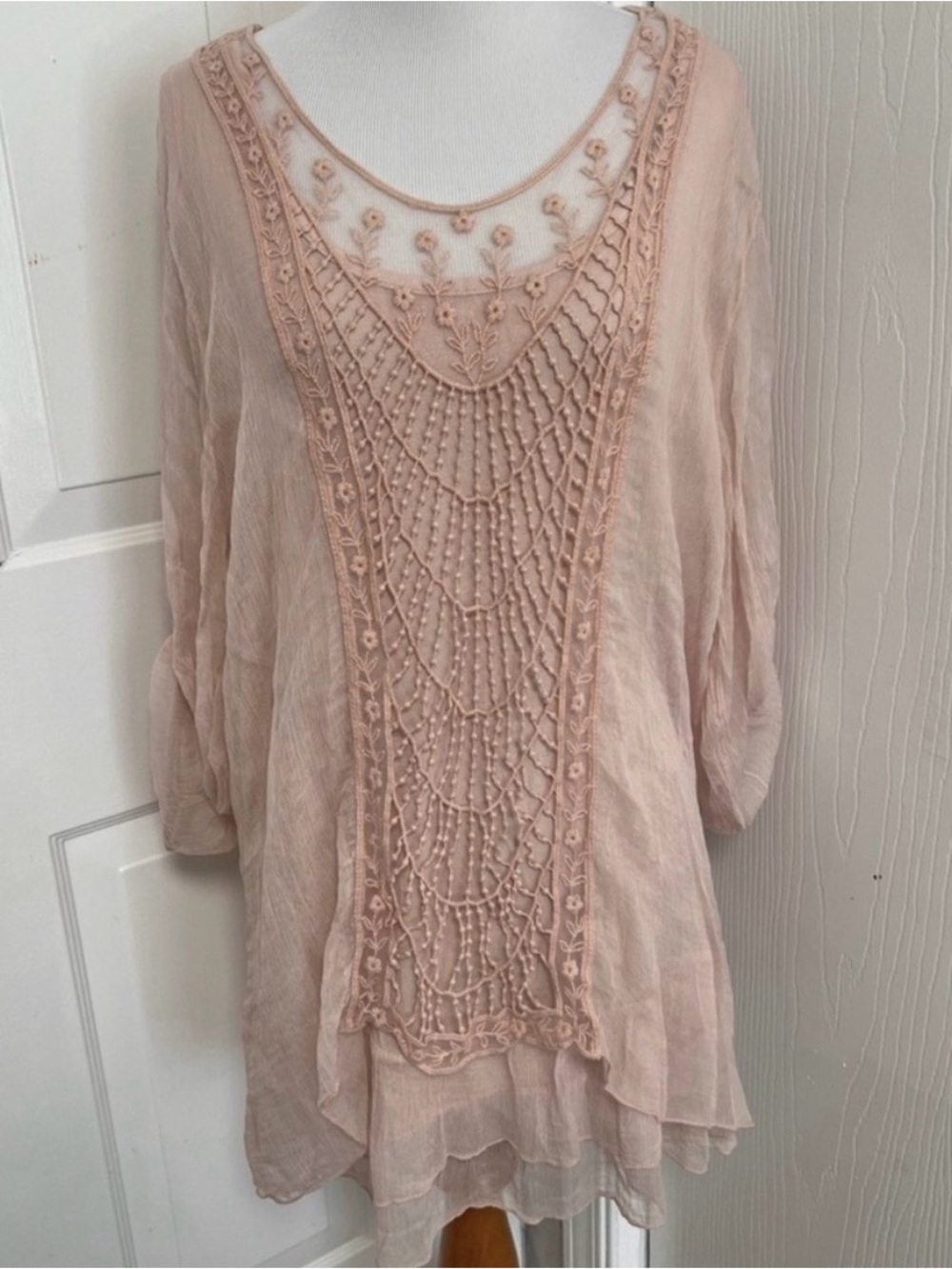 Bellambia Women's 100% Silk Dress in Blush Pink Size Small NWOT